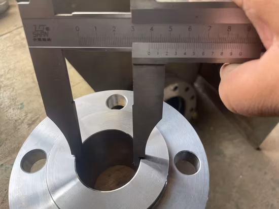 BS4504 DIN Pn16 プレート RF ステンレス鋼 304 316L フランジ